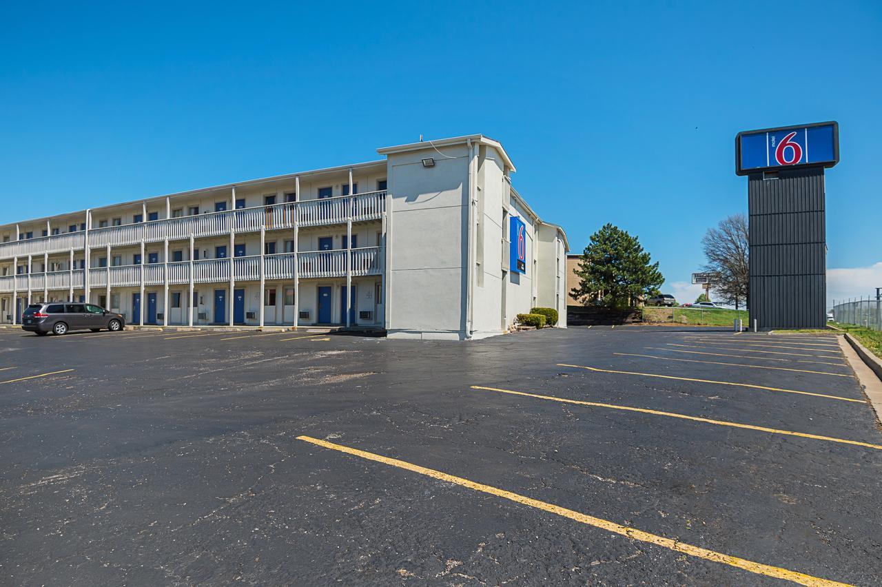 Motel 6-Blue Springs, Mo Esterno foto