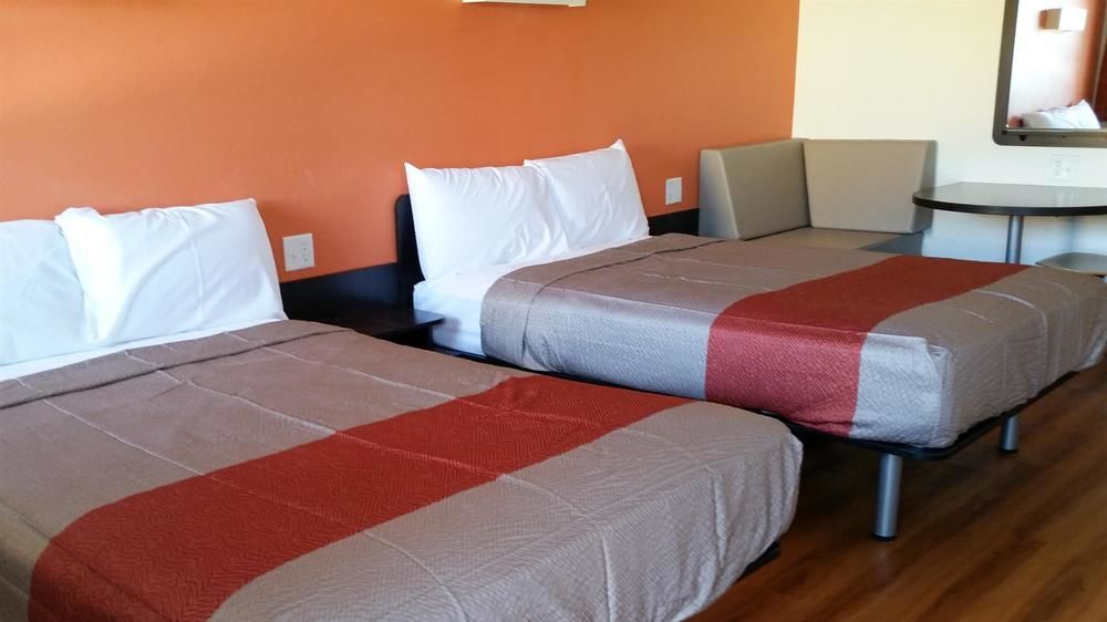 Motel 6-Blue Springs, Mo Esterno foto