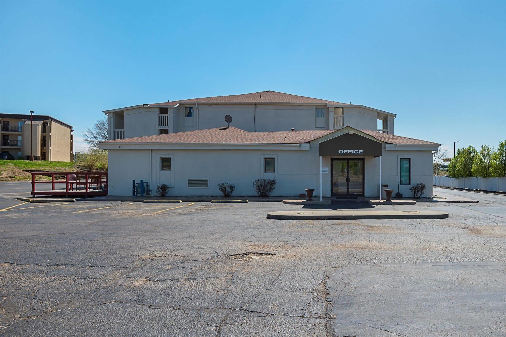 Motel 6-Blue Springs, Mo Esterno foto