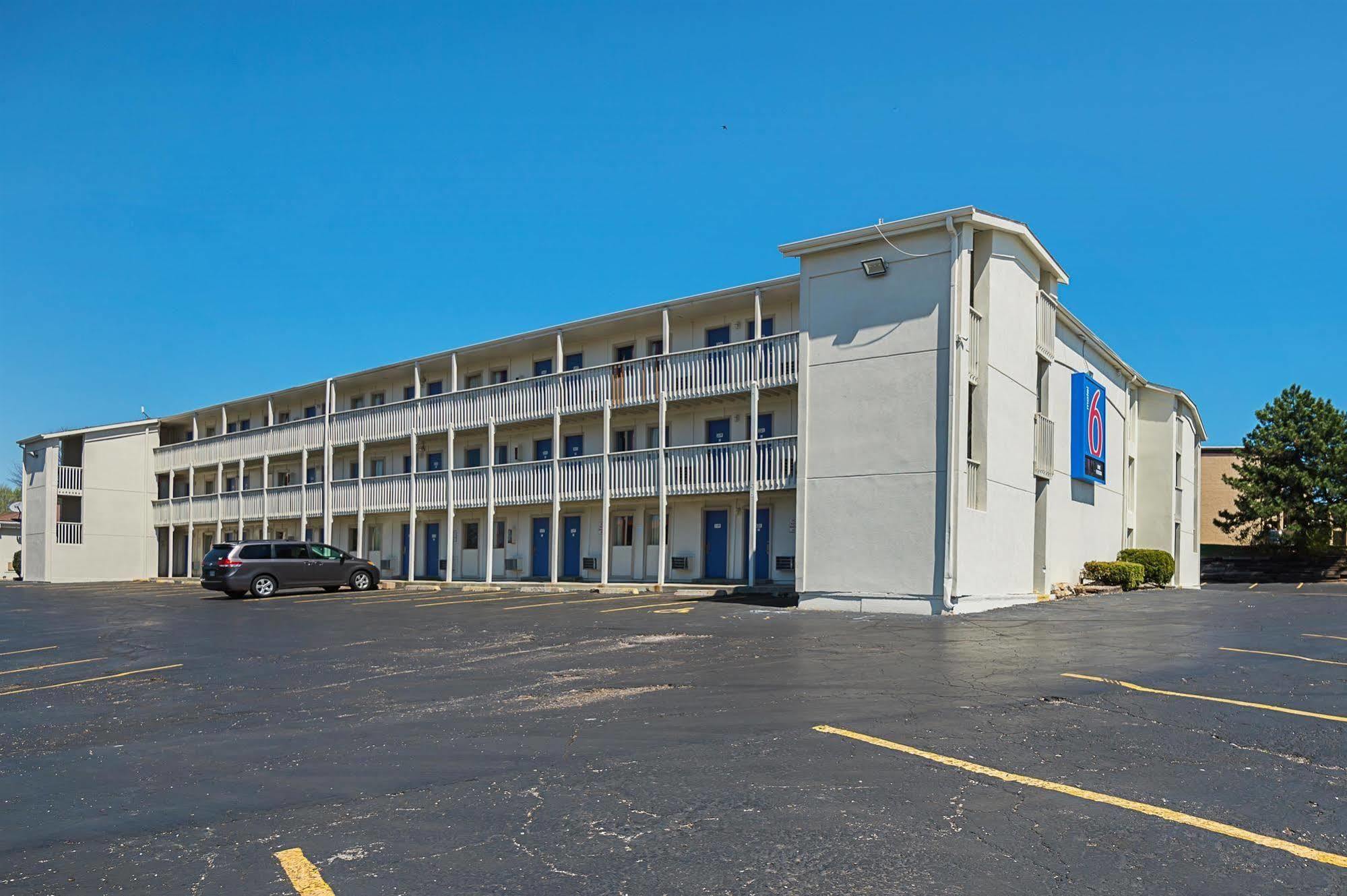 Motel 6-Blue Springs, Mo Esterno foto